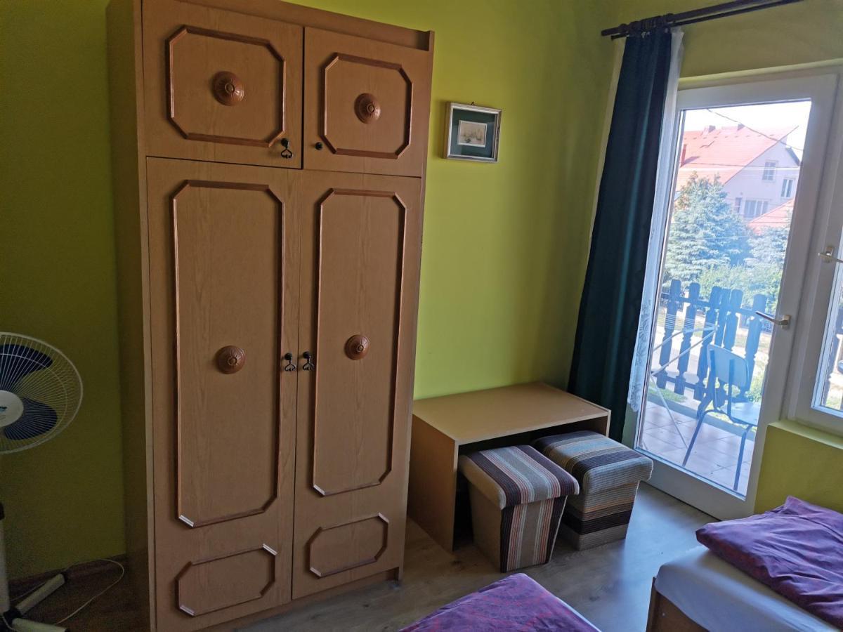 Roland Apartman Διαμέρισμα Balatonlelle Εξωτερικό φωτογραφία